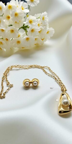 Dupla: Colar e Brincos dourados